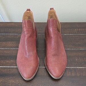Lucky Brand Reddish Brown Leather Ankle Pull On Boots Size 7.5